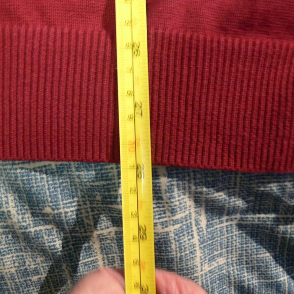 TOMMY HILFIGER SWEATER LARGE - Picture 5 of 6